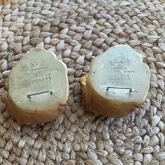 Chalkware Bossons Pekinese Dogs Head Hanging Plaque Vintage Mid-century 2 pc set - Picture 12 of 16